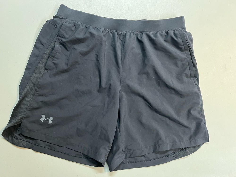 Under Armour Men’s XL Black Athletic Shorts Loose Fit Training Gym