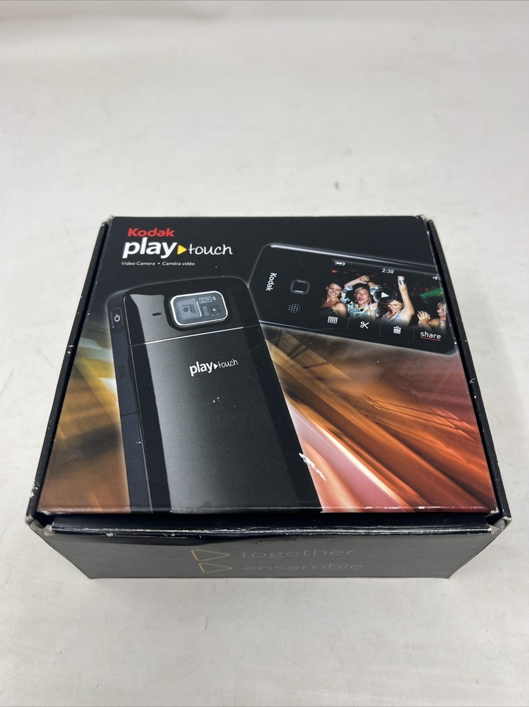 Kodak PLAYTOUCH (32 GB) High Definition Camcorder
