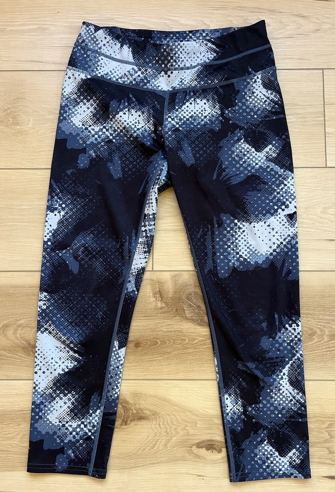 Athleta Electro Blue White Black Yoga Sonar Capri Leggings Size Small