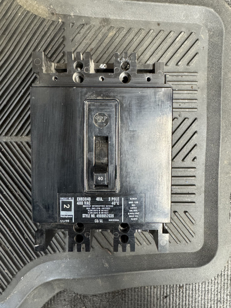 Westinghouse EHB3040 40 Amp 3 Pole 480V Circuit Breaker SEE PICS