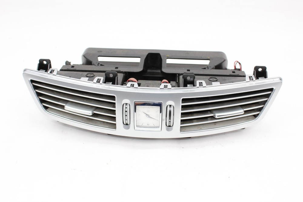 2007-2013 Mercedes W221 S400 S550 S600 Center A/C Dash Air Vents Clock Assembly
