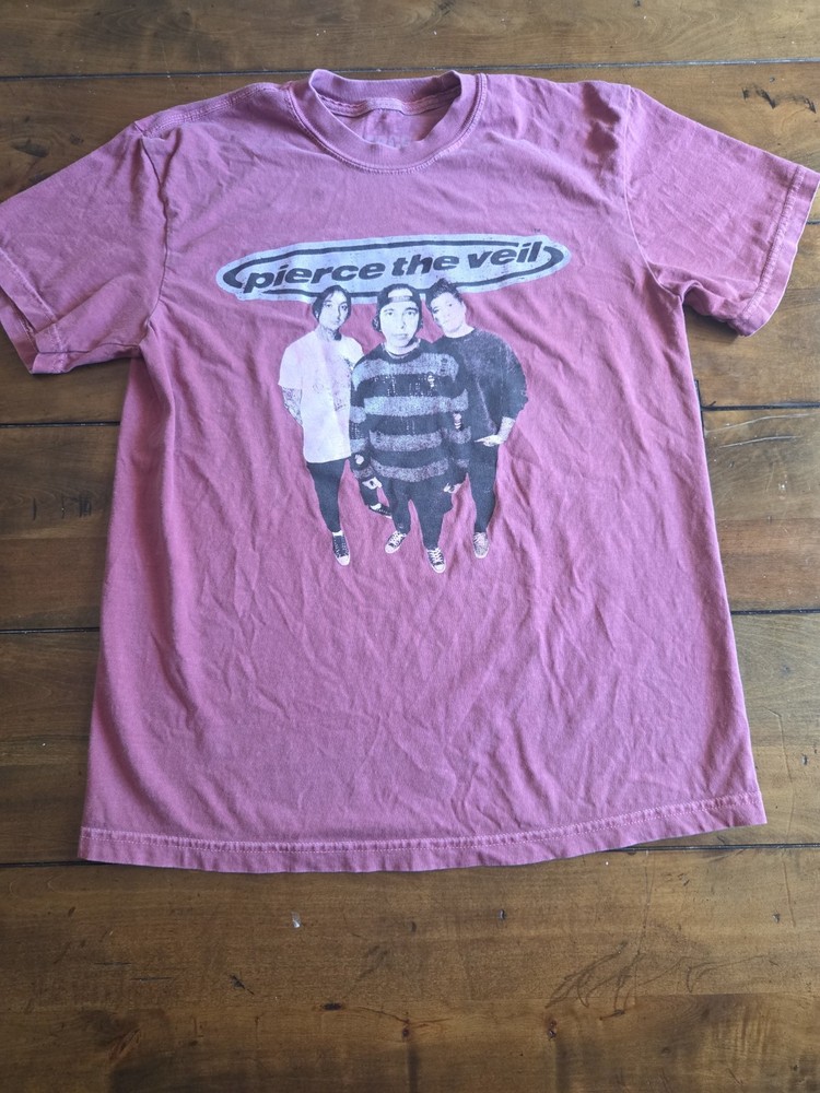 Pierce The Veil Shirt Mens M Emo Post Hardcore Band Graphic Tee Mauve Rose Pink