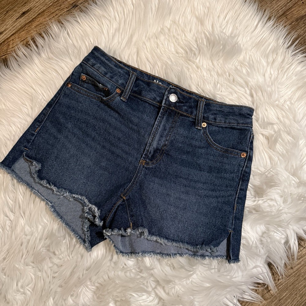 High Rise Denim Shorts Women’s Distressed Raw Hem Cutoff  Blue Jean Size 2
