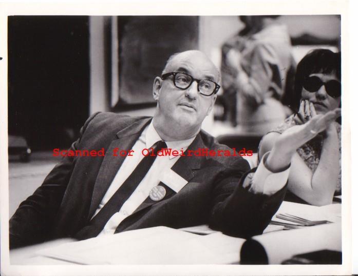 RICHARD SCAMMON ELECTIONS CONSULTANT NBC PHOTO #13, 1968 REPUBLICAN CONVENTION