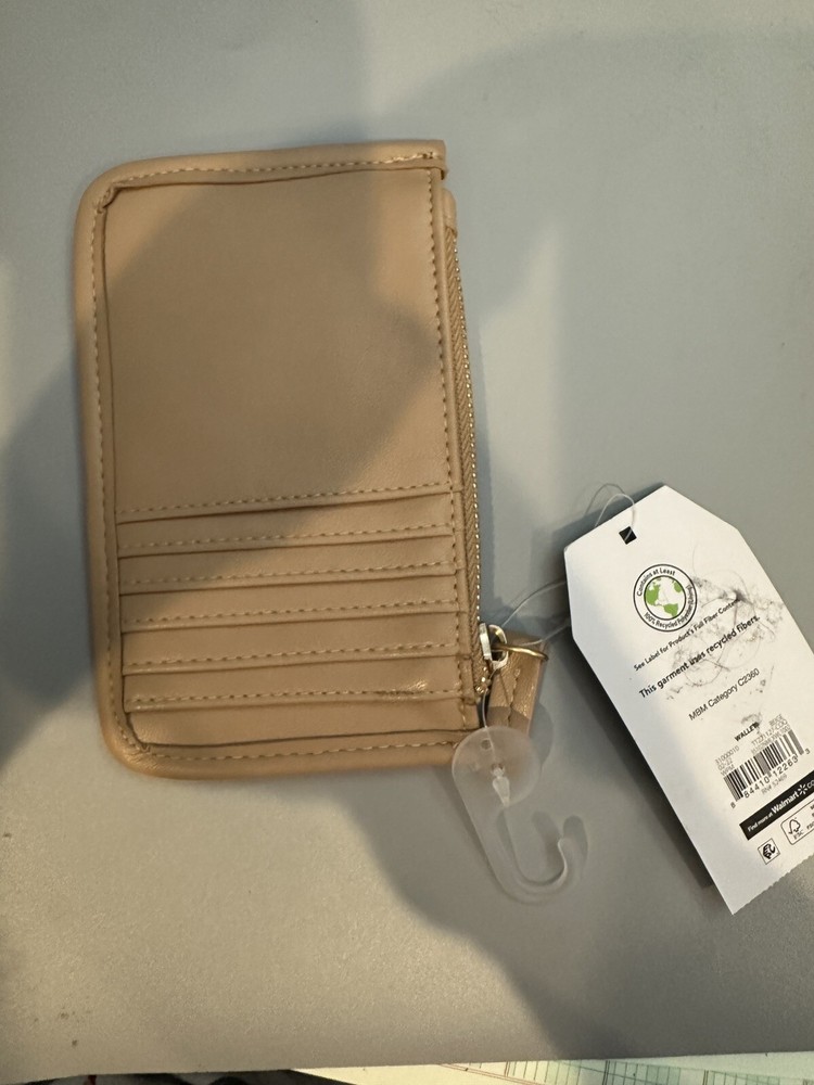 Time and Tru Womens Ethel Small Tan Card Wallet with Coin Pocket