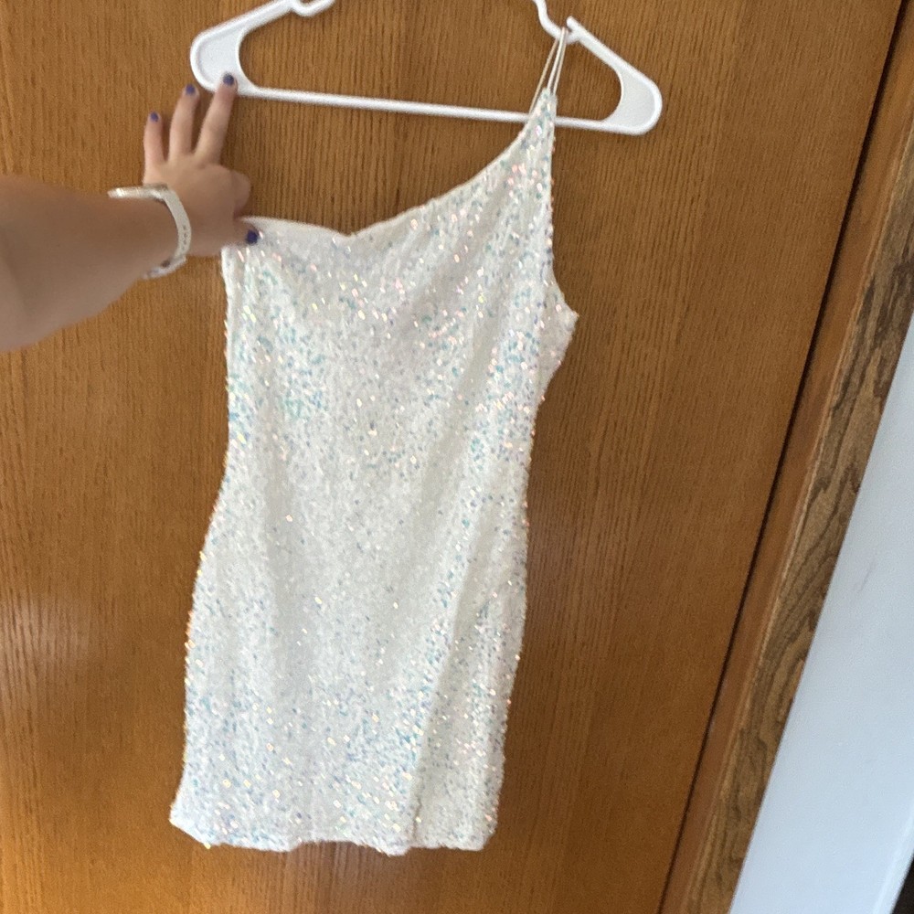 Midnight Doll Women’s White Solid Sequin Spaghetti Strap Bodycon Mini Dress Sz M