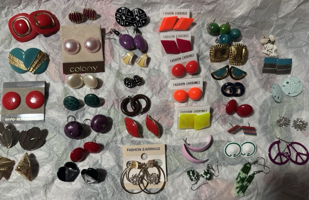 40 Pairs of Vintage 80s/90s Pierced Earrings Reseller Lot Free Shipping