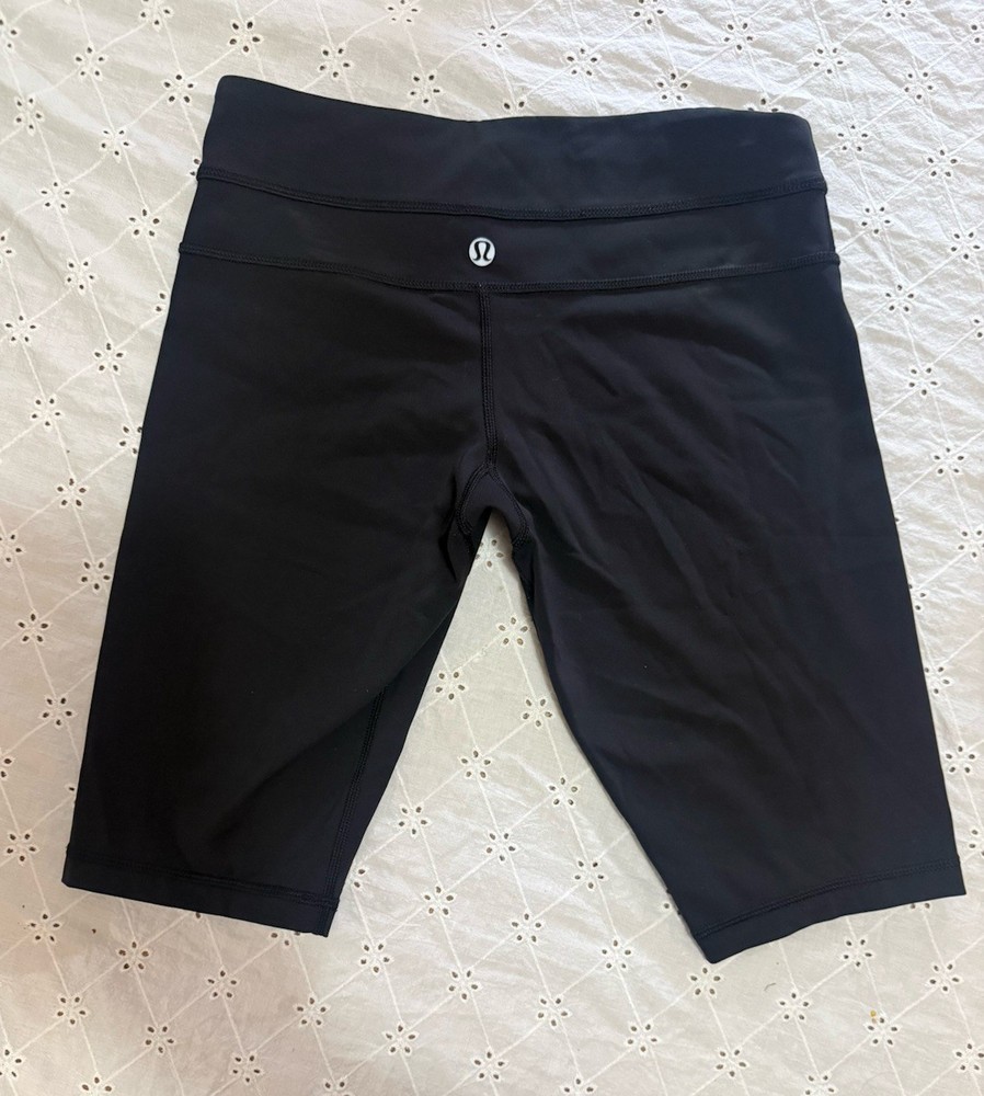 Lululemon Women’s Biker Shorts Size 4