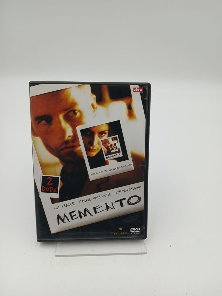 Memento (2 DVDs) Carrie-Anne Moss Guy Pearce  und  Carrie-Anne Moss:
