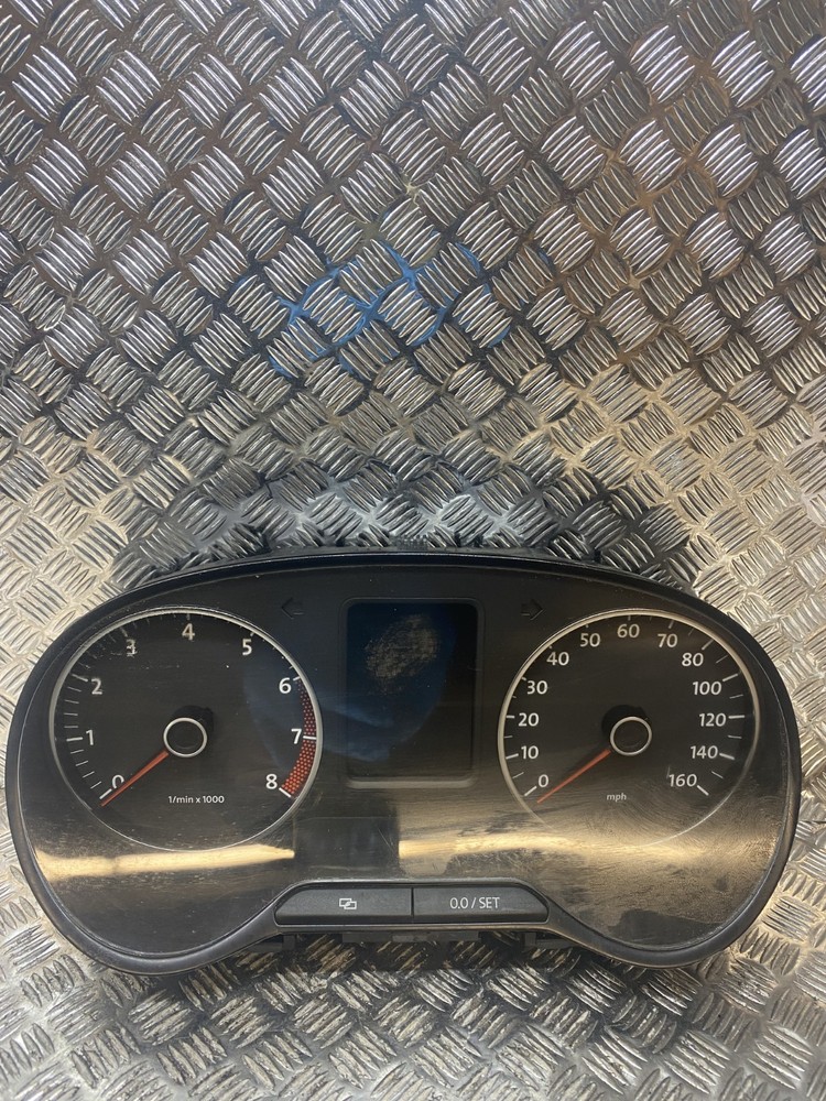 2011 VOLKSWAGEN POLO MATCH MK5 PETROL SPEEDOMETER 6R0920960F