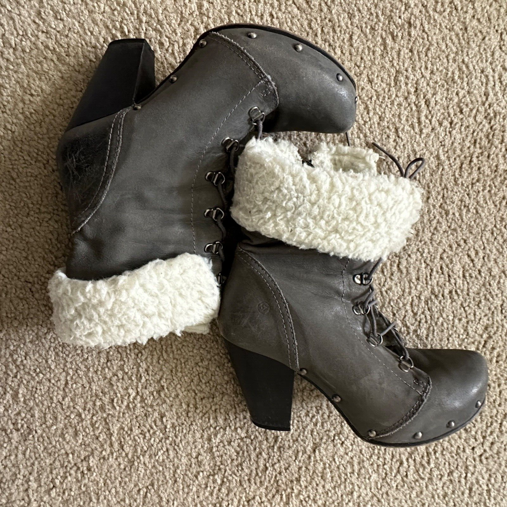 67 Spain Gray Leather Shearling Zip Heel Women Boots size 41-10 Grunge Punk Y2k