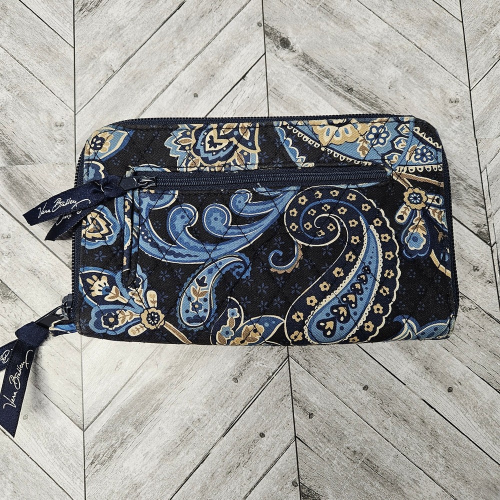 Vera Bradley Clutch Purse Zip Wallet Windsor Paisley Print Blue Navy