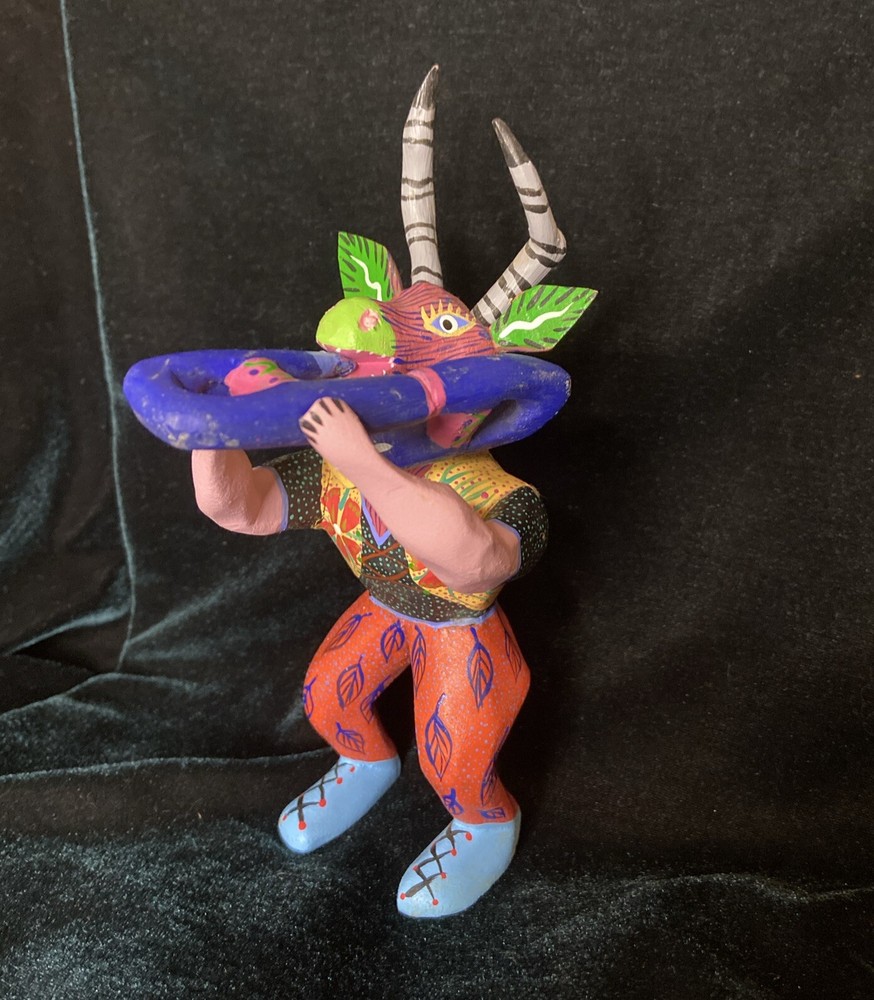 Mexican Folk Art Hand Carved & Painted Oaxaca Musician Joaquin Hernandez Vasquez