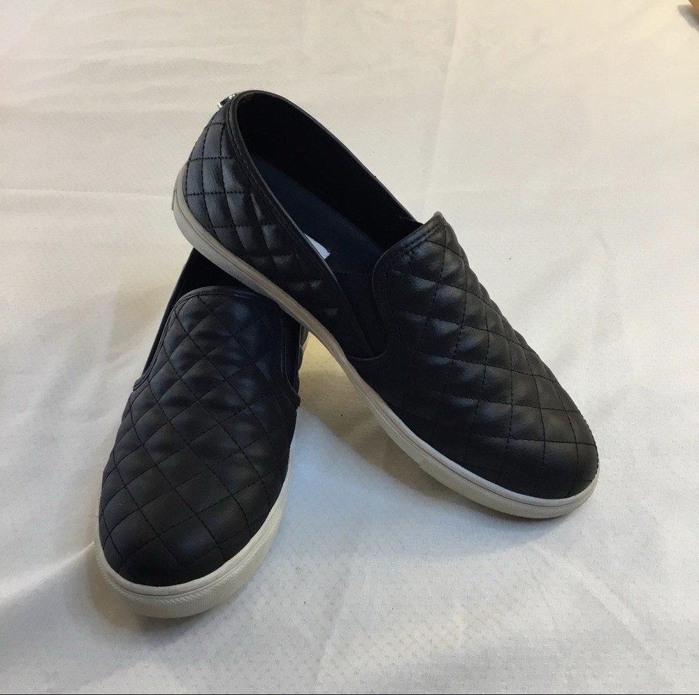 Steve Madden Electric Slip-On Quilted Sneakers Black Women's Size 10 Shoes