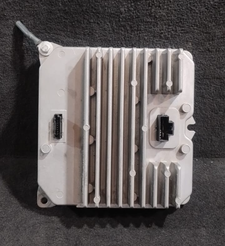 BMW G11 G12 G30 POWER CONTROL MODULE PCU 500  2016-2019 61429330190 -  9330190
