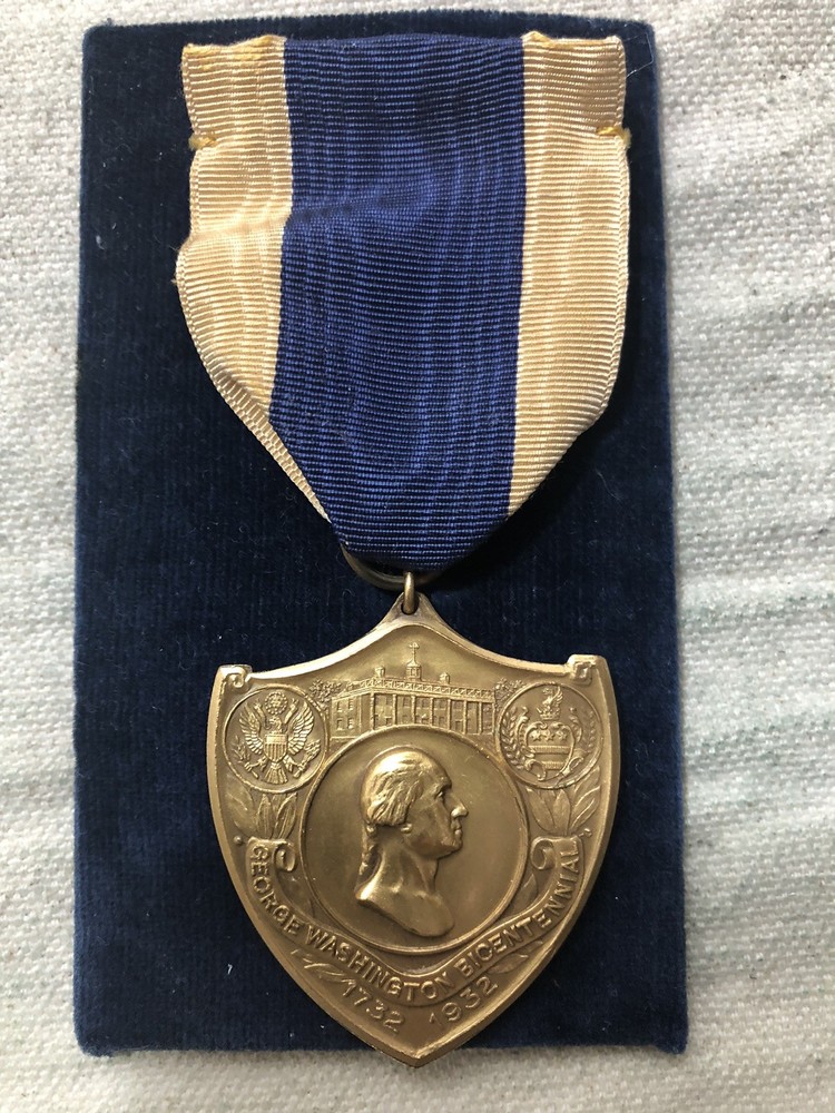 1732 -1932 GEORGE WASHINGTON BICENTENNIAL MEDAL WITH PERSONAL LETTER