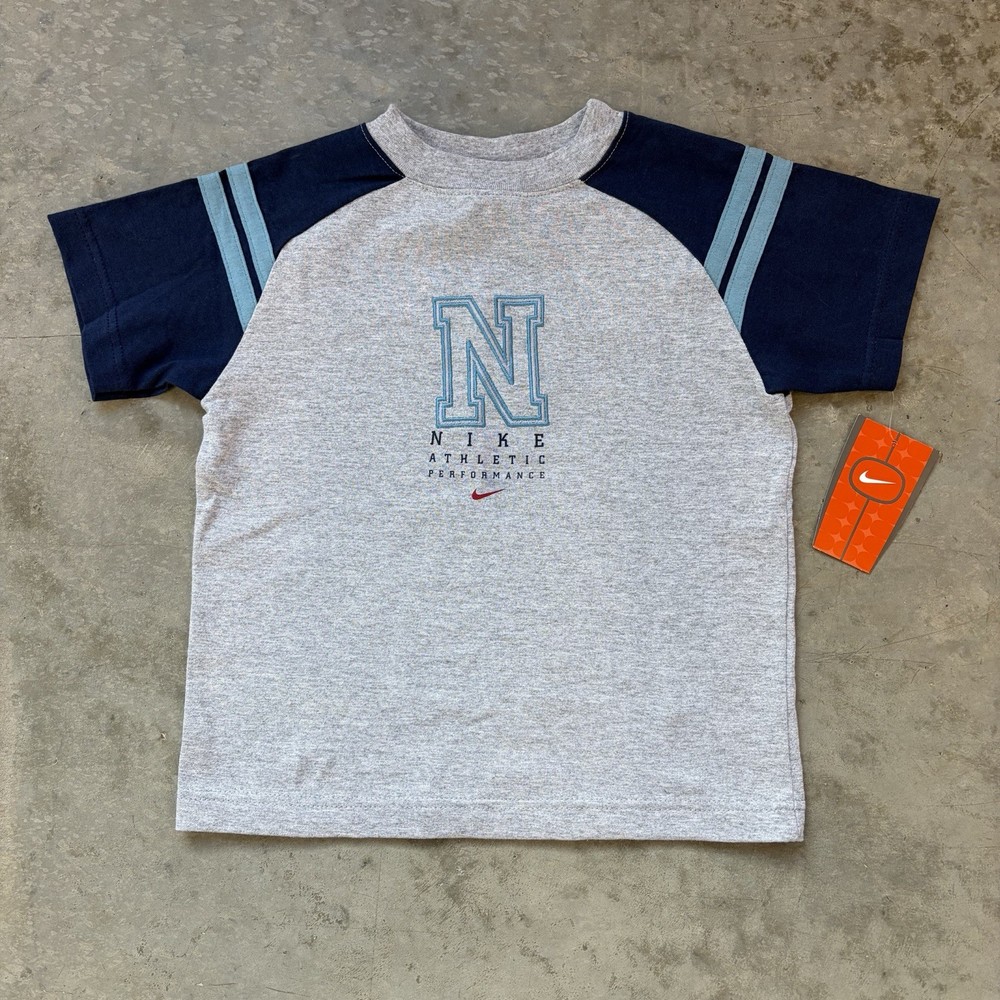 NEW Vintage 90s Nike Center Swoosh Embroidered Logo T-Shirt Boy’s Size Medium