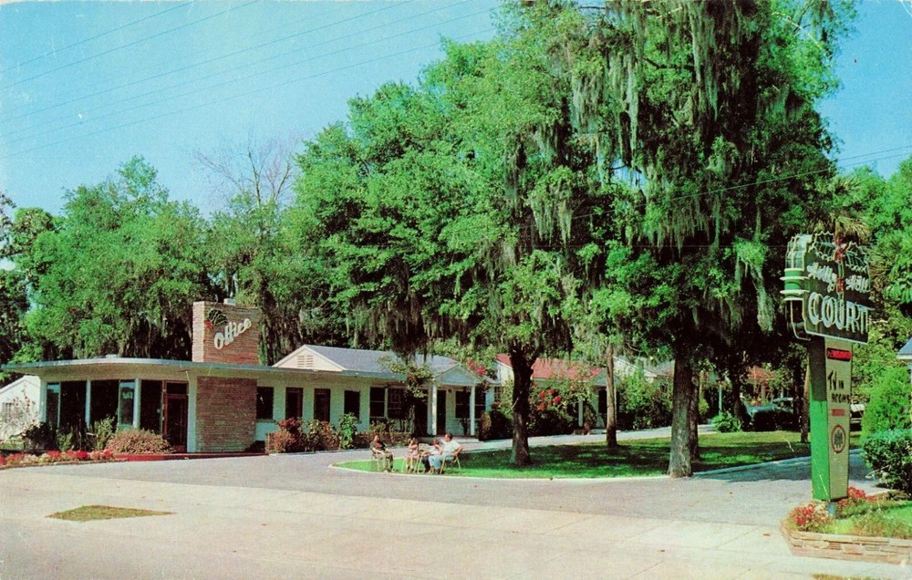 Holly Hill Court Motel - Holly Hill Florida FL - Postcard