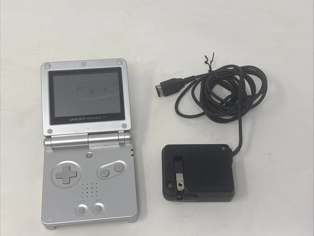 Nintendo Game Boy Advance SP Handheld System AGS-001  NEW BATTERY, Great Sound