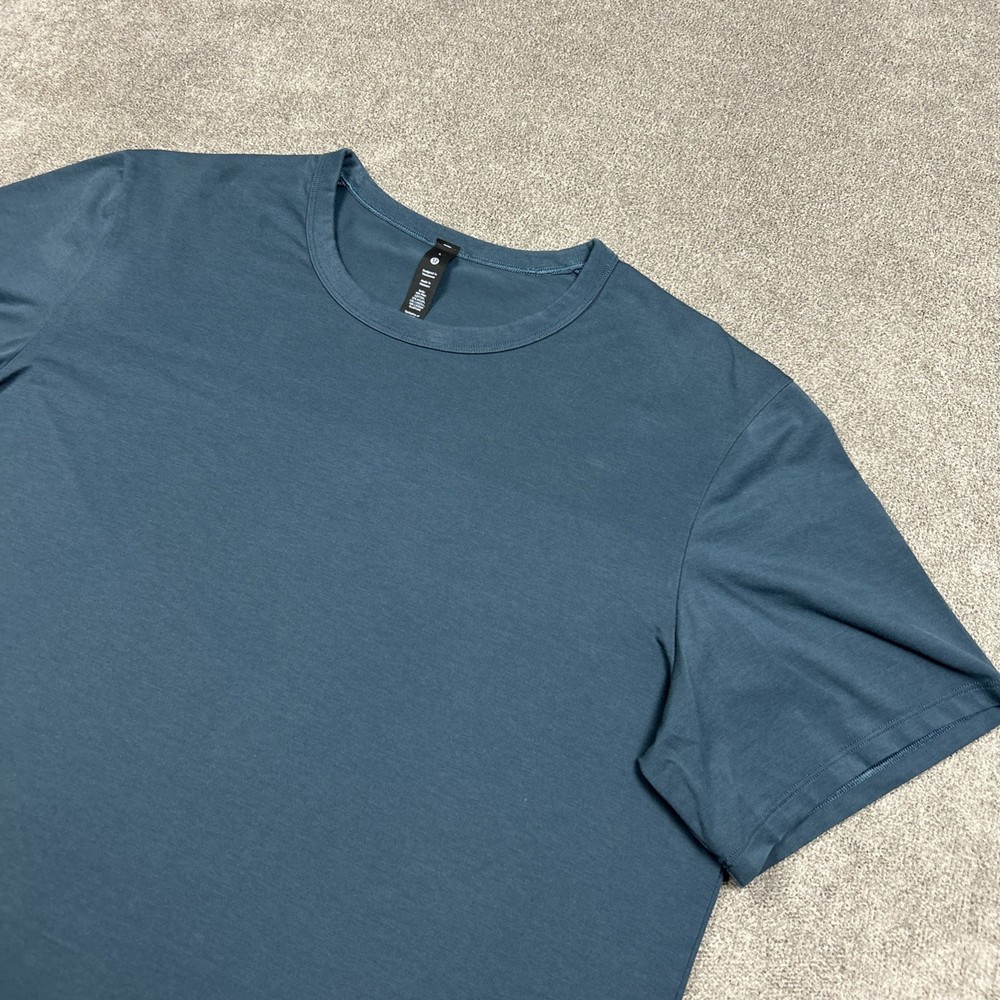 Lululemon Shirt Mens L The Fundamental Tee Blue Short Sleeve Gym Yoga Lounge