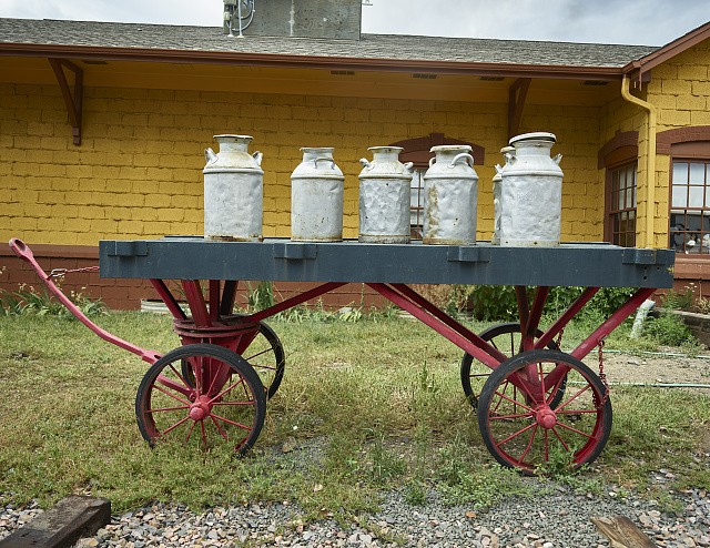 Photo:Golden Colorado Railroad Museum 2016 Milk Cans on Freight Wagon