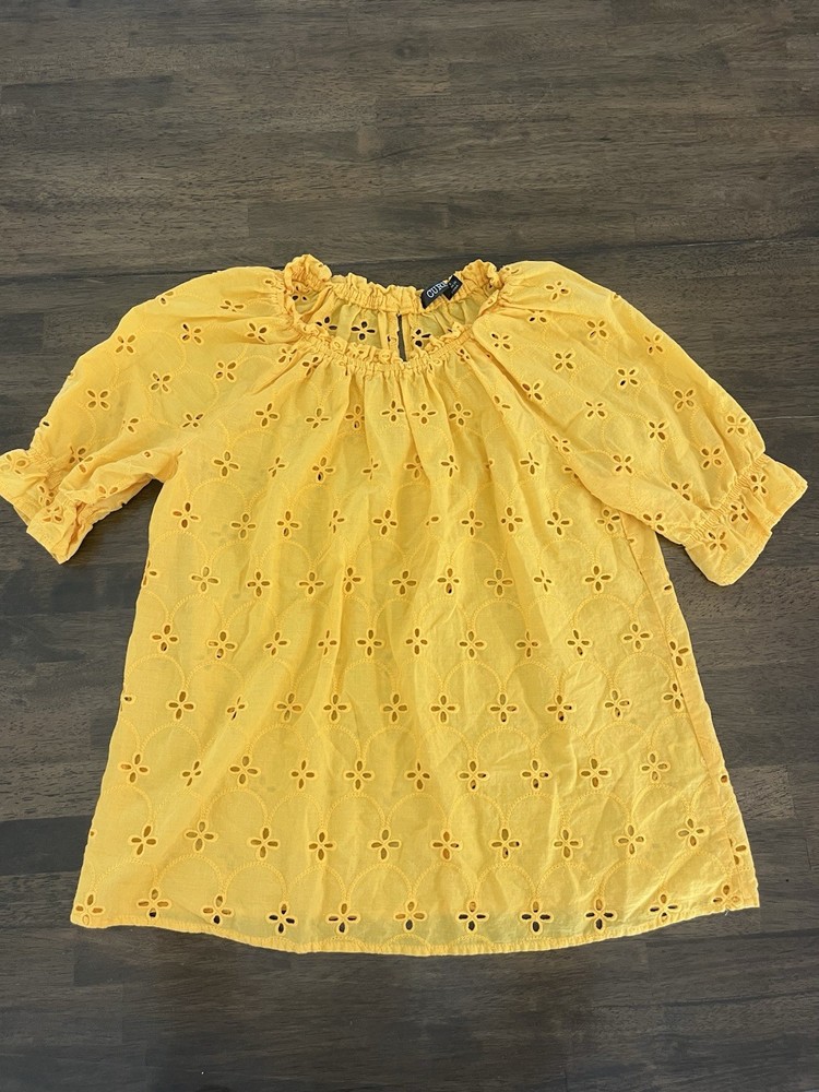 Cure Yellow Eyelet Ruffle-Neck Casual Top 100% Cotton Summer Spring Size Small