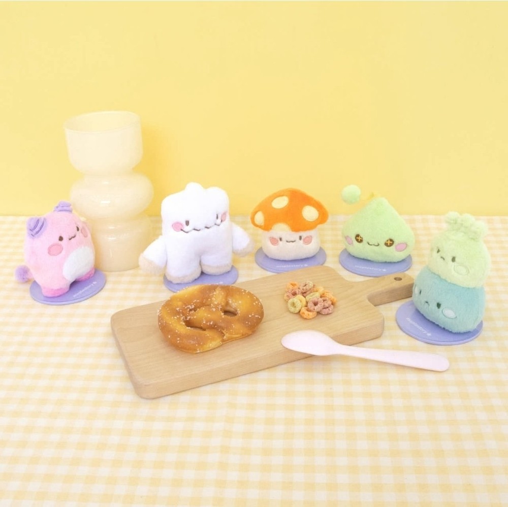 MapleStory Standing Petit Monsters Fuzzy Magnet Plush &Display Base 5types Set