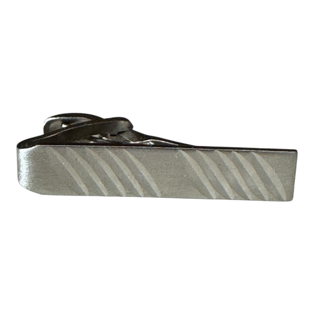 Silver Tone Woven Tie Clip with Elegant Embellishments