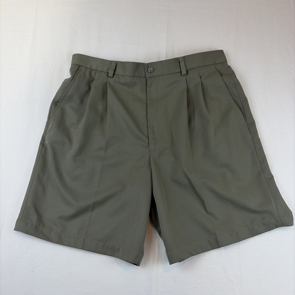 Claiborne Men's Golf Outdoor Dress Summer Shorts Size 36 Item #468731 Sage Green