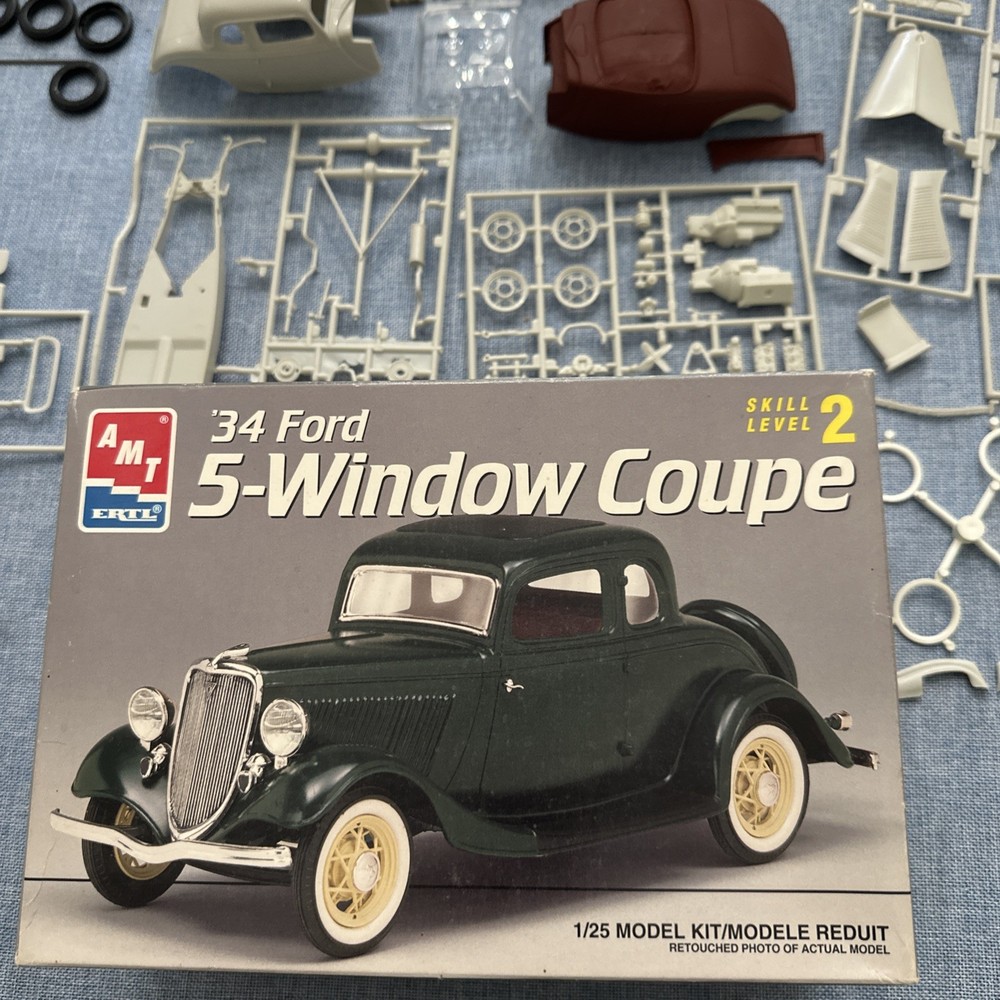 ‘34 Ford 5-window Coupe, 1/25, AMT/Ertl