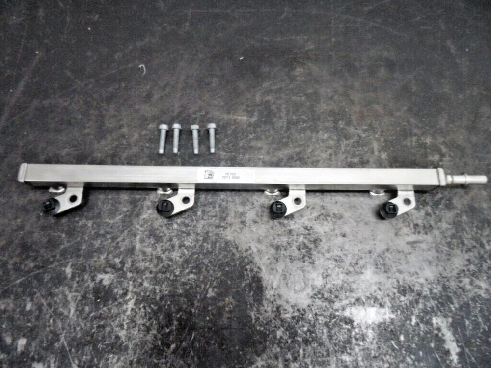 2021 Polaris Slingshot OEM Fuel Rail 2521833 Used BB-2