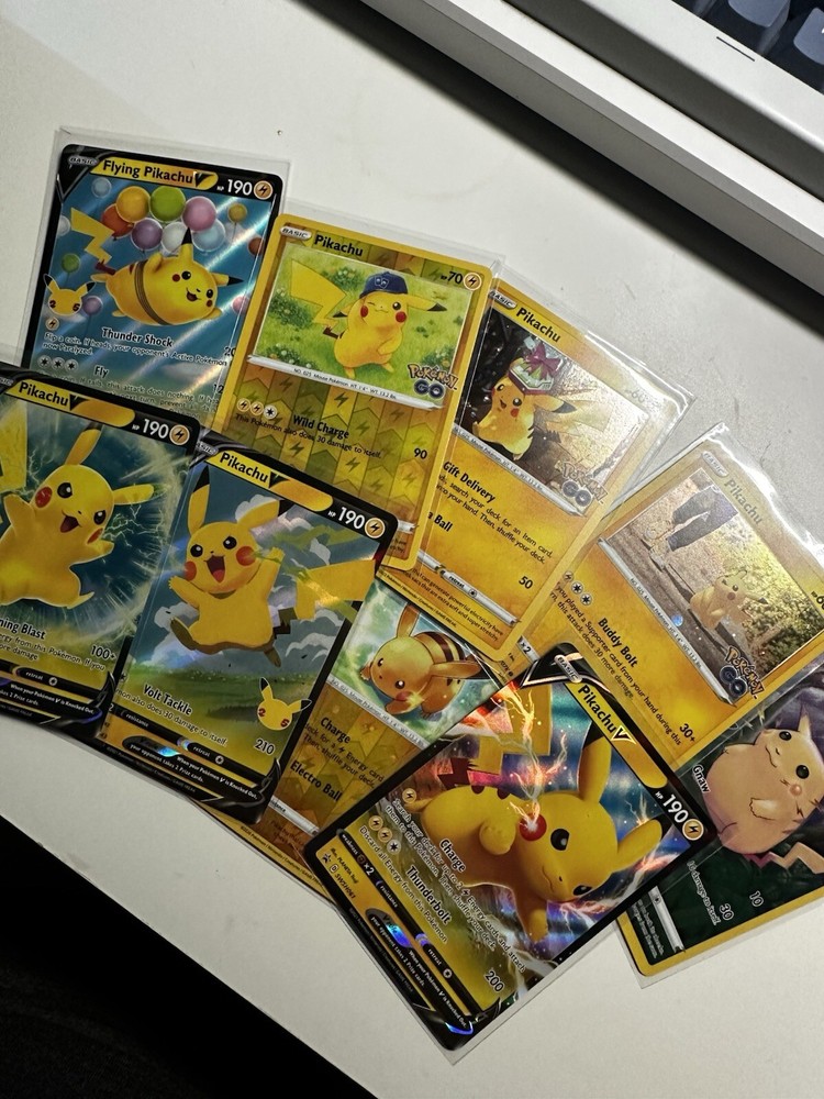 Pikachu Mixed Lot