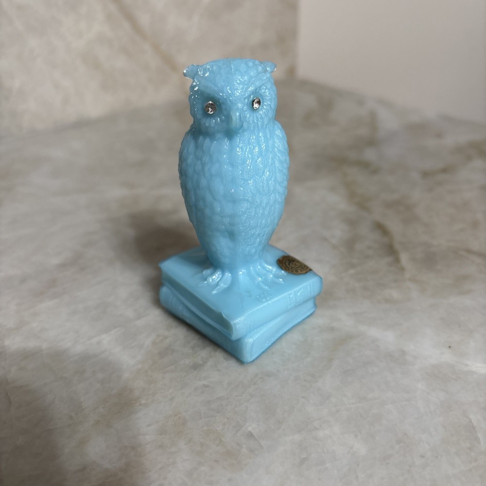 VINTAGE Degenhart Glass Milk Blue Wise Owl On Books Figurine Paperweight