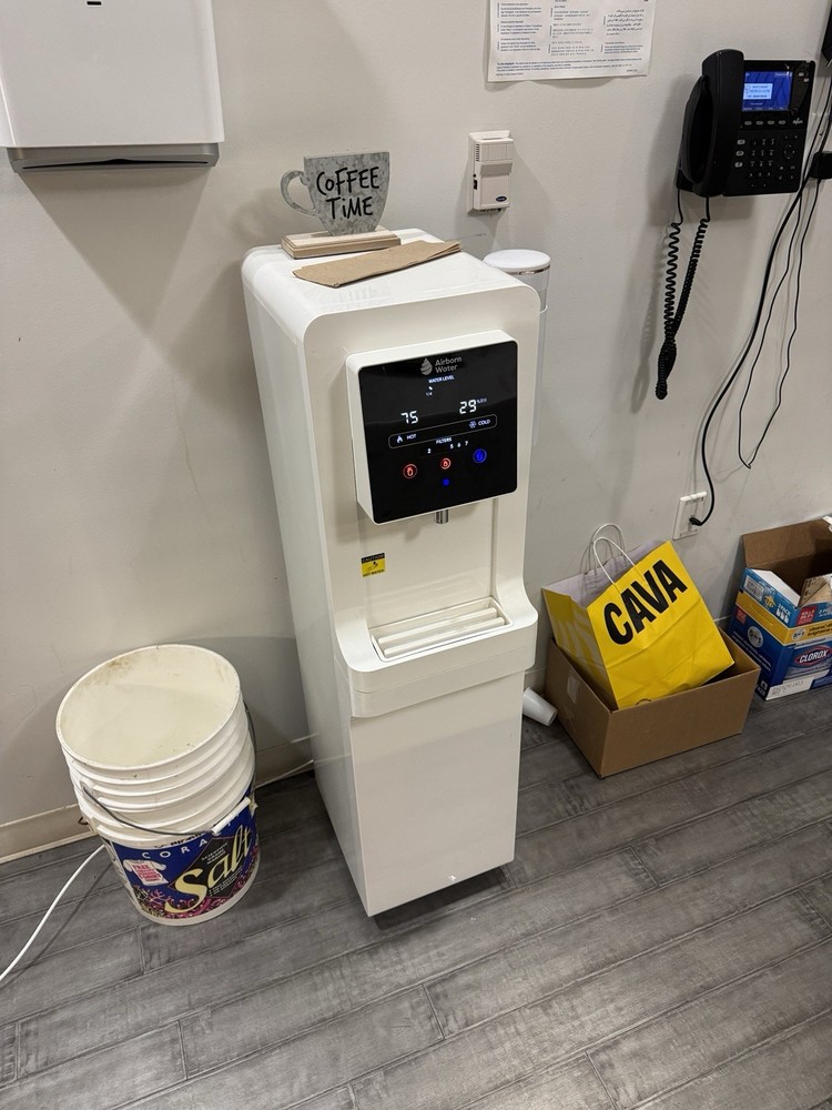 Airborn Water Atmospheric Water Generator