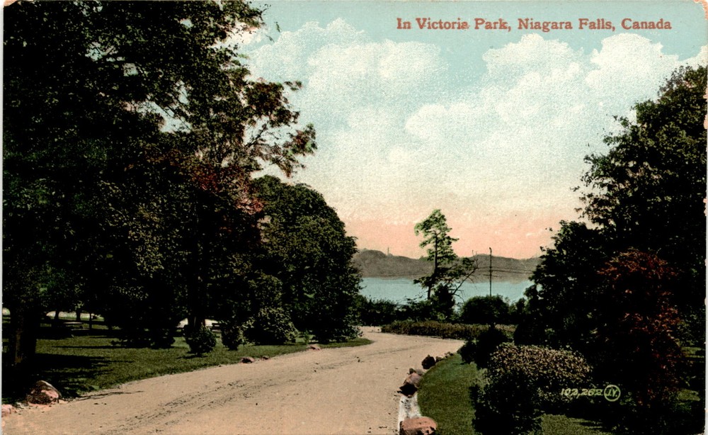 Victoria Park, Niagara Falls, Canada, Valentine & Sons' Publishing Postcard