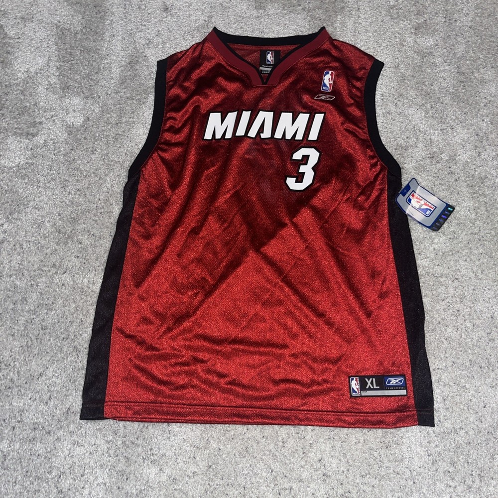 Youth XL Vintage Dwayne Wade Miami Heat NBA Reebok Jersey Red