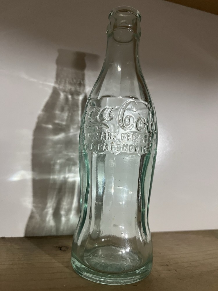 1915 coca-cola hobbleskirt bottle York Pa . Coke
