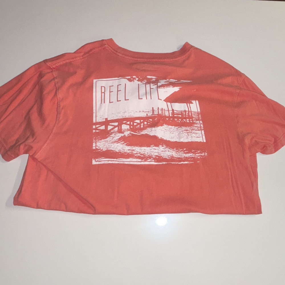 Men’s L Red Graphic Print Crew Neck Short Sleeve T-Shirt “Reel Life”