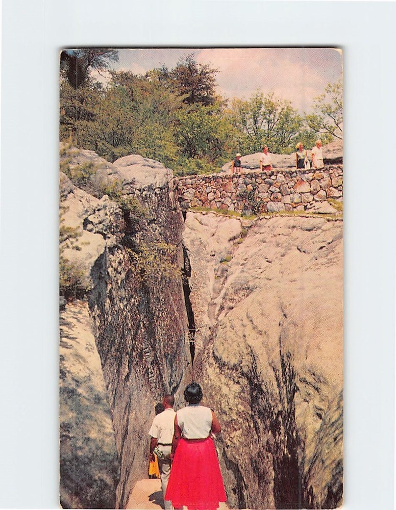 Postcard Fat Man's Squeeze Atop Lookout Mountain Chattanooga Tennessee USA