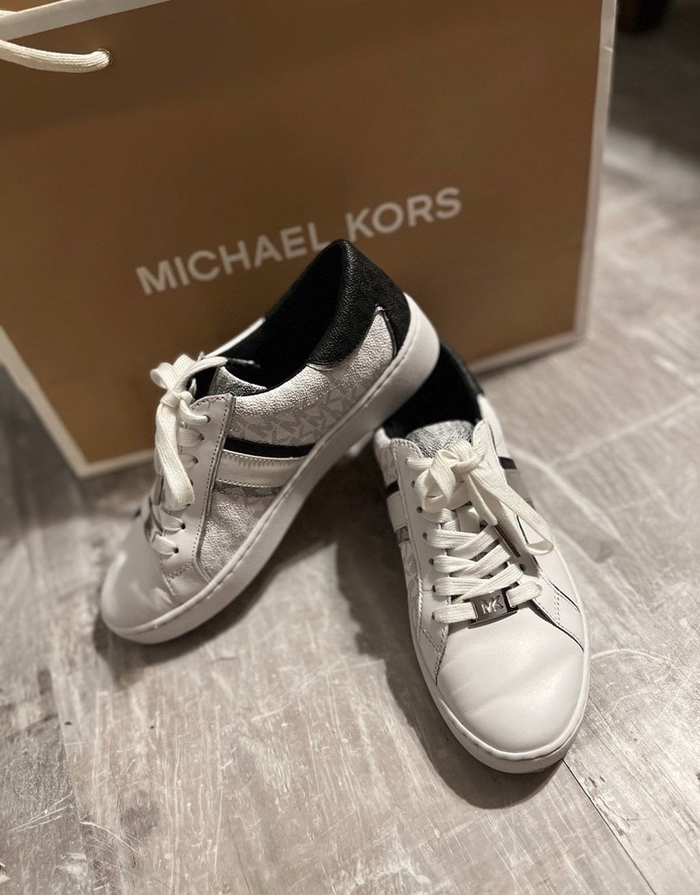 Michael Kors White Leather Sneakers with Black Accents