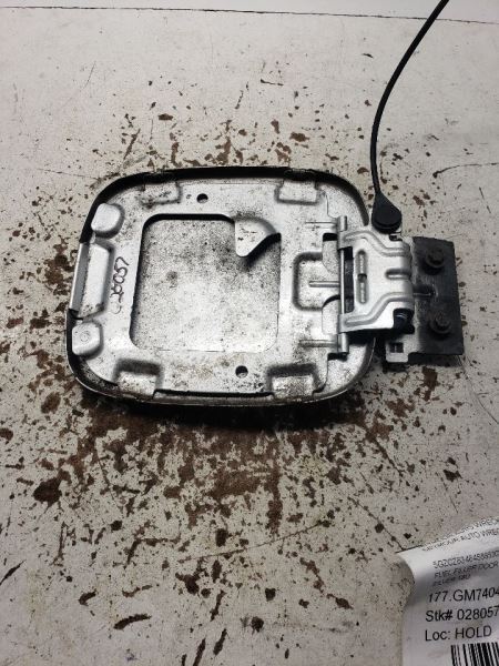 VUE       2004 Fuel Filler Door 1154559