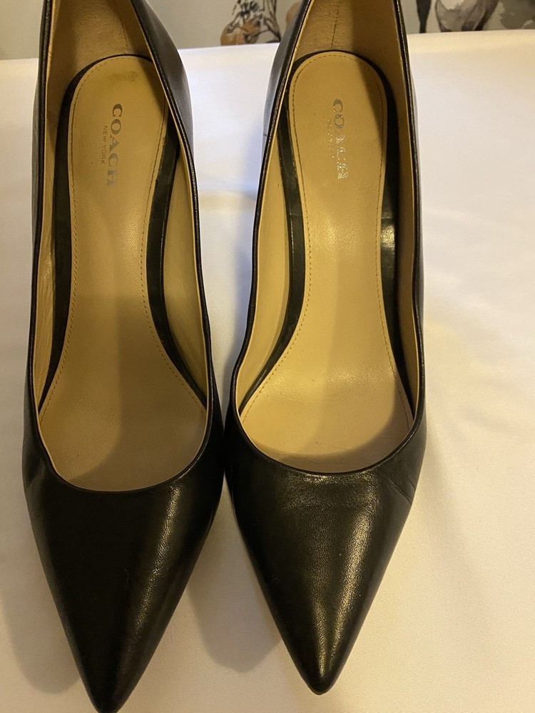 Coach Black Leather Closed-Toe High Heels Size 10B Women's Dress Shoes