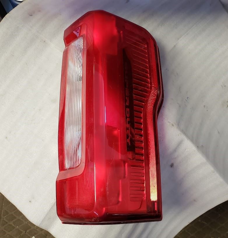 Ford F250SD Pickup Passenger Tail Light Incandescent 565807 Fits 2023 Model