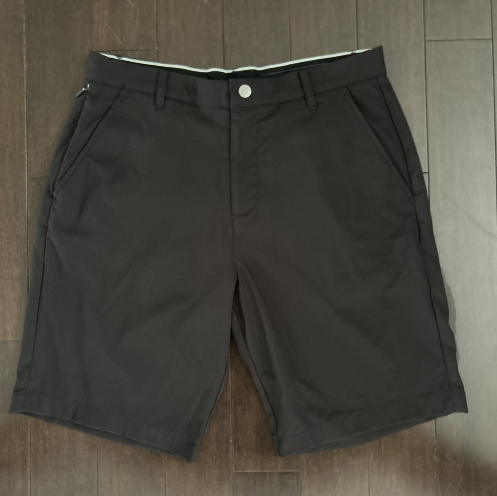Kirkland Signature Performance Golf Shorts Size 34” Waist Mens