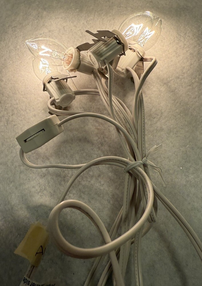 Lemax Christmas Village 4-Socket C7 Light Cord Set with On/Off Switch for Dept 56