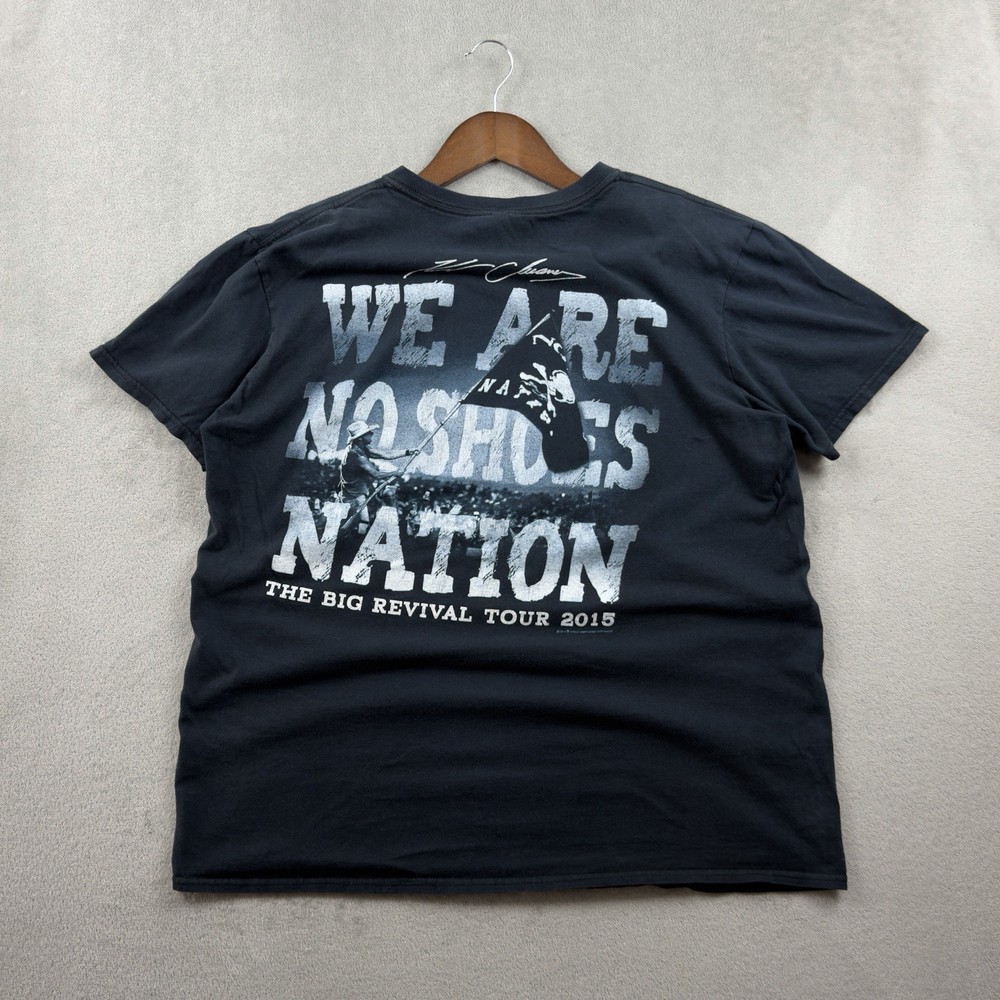 kenny chesney no shoes nation tour tee