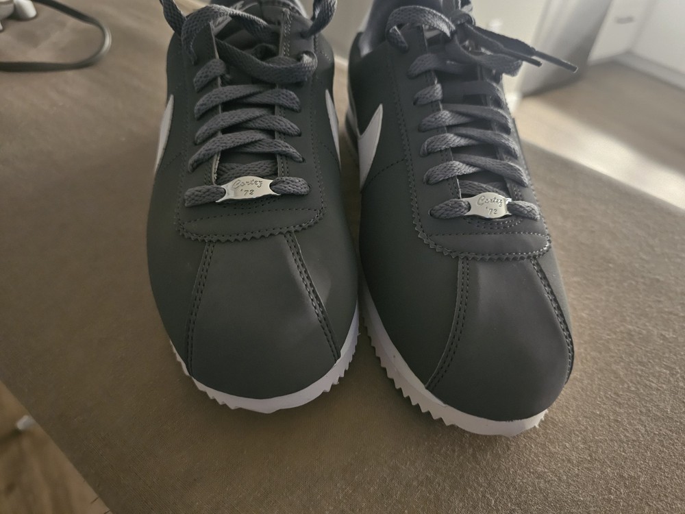 Nike Cortez '72 Leather Low Top Sneakers Black White Gray Lace Up