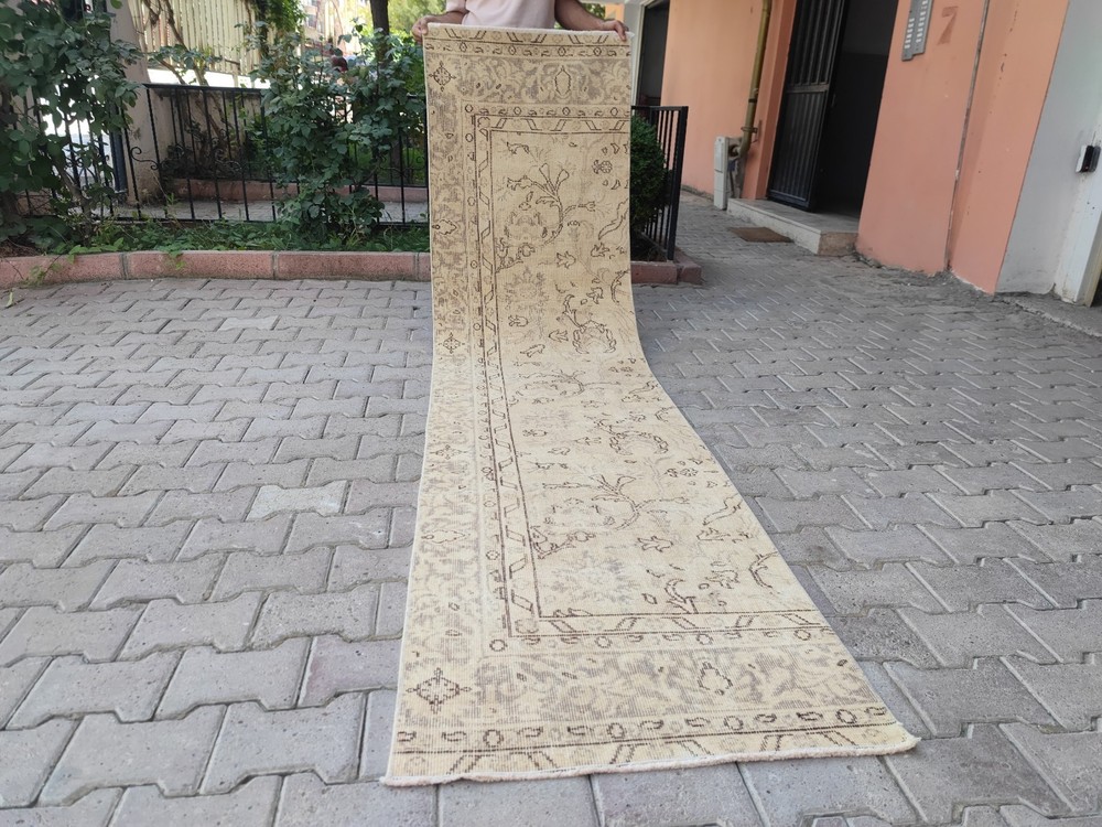 2x10 Hand-Knotted Wool Oushak Runner in Neutral Beige - Turkish Rug