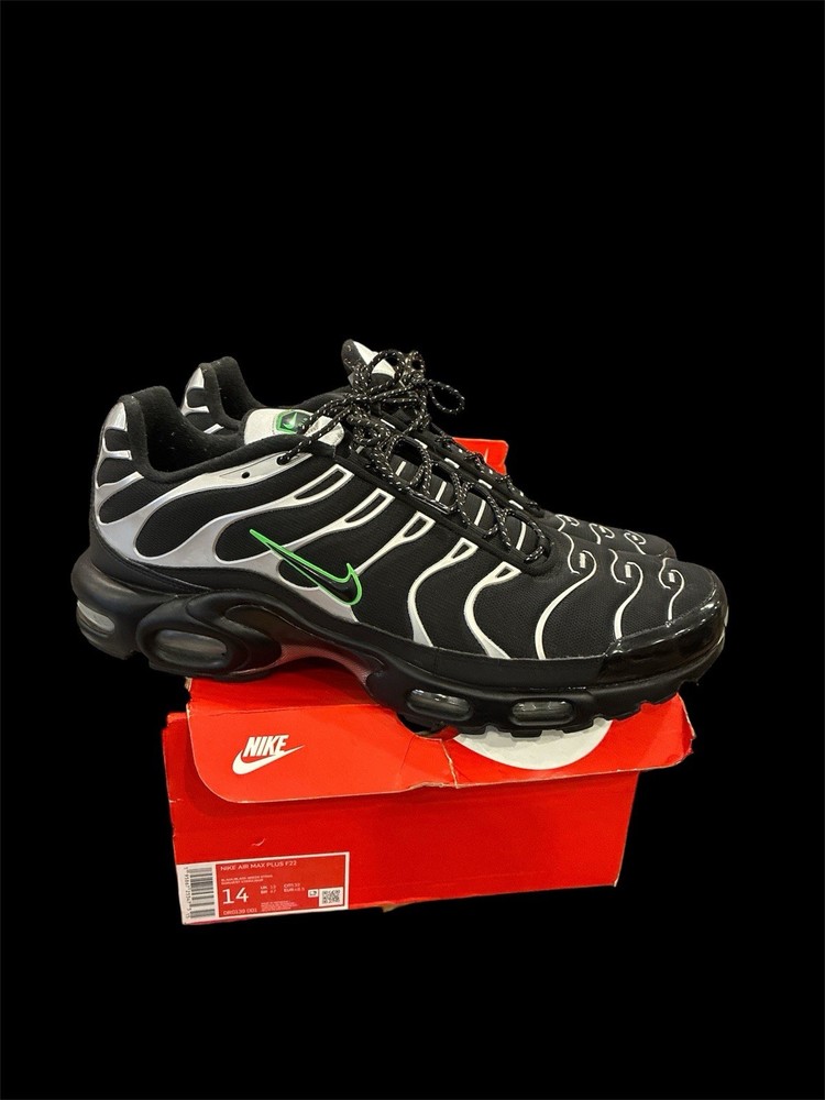 M083) Nike Air Max Plus TN Black/Silver/Green Strike Men’s Size 14 DR0139-001