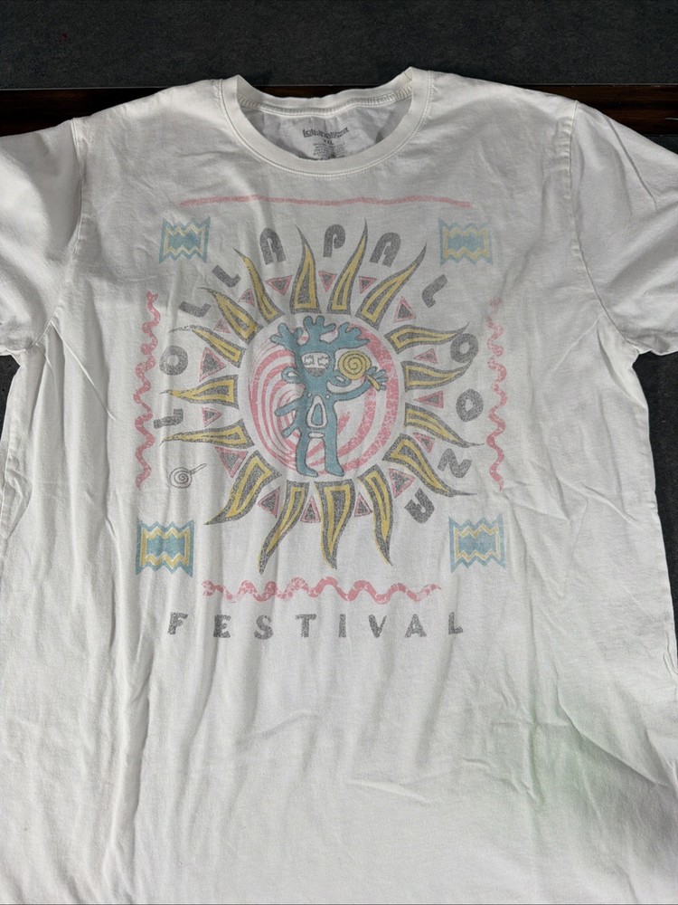 Lollapalooza 2020 Official Festival T Shirt Size XL